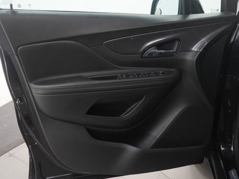 Used 2020 Buick Encore Preferred w/ Safety Package image 19