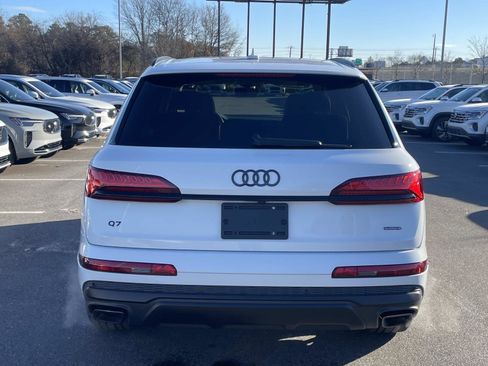 Used 2025 Audi Q7 2.0T Premium w/ Convenience Plus Package image 6