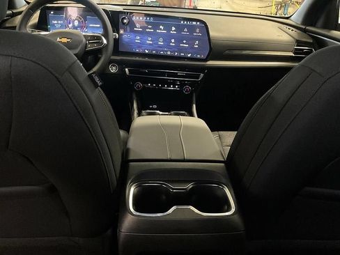 New 2026 Chevrolet Traverse LT w/ LPO, Floor Liner Package AWD/4WD image 3