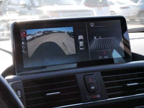 Used 2016 BMW M235i xDrive Coupe image 30