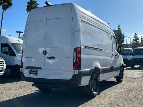 New 2025 Mercedes-Benz Sprinter 2500 image 3