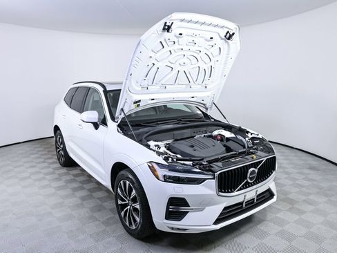 Used 2023 Volvo XC60 B5 Core w/ Climate Package image 34