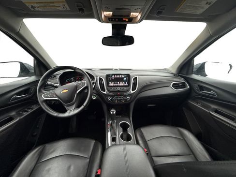 Used 2018 Chevrolet Equinox Premier image 16