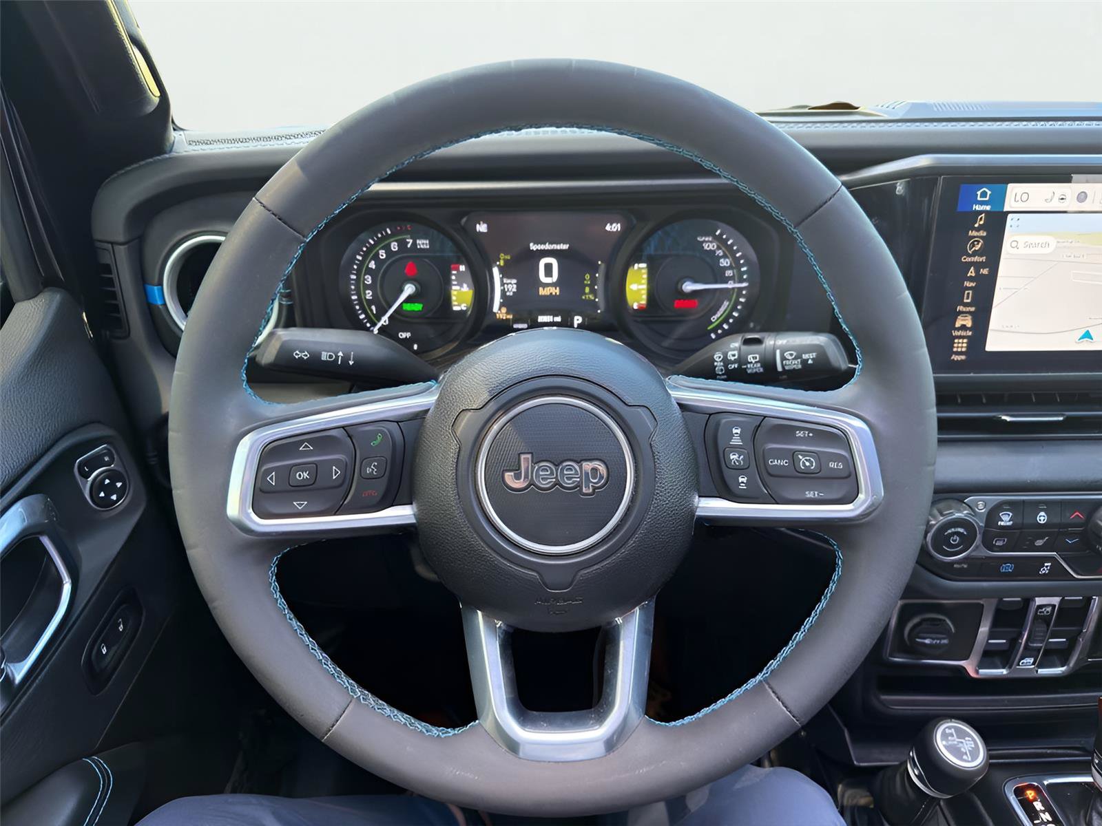 Used 2024 Jeep Wrangler High Altitude AWD/4WD image 19