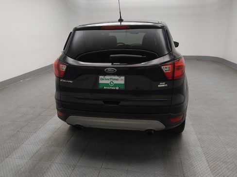 Used 2019 Ford Escape SE image 7