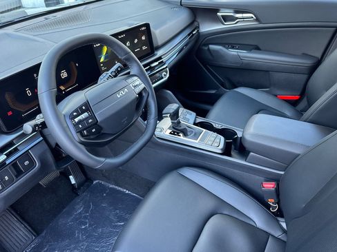New 2026 Kia Sportage EX image 10