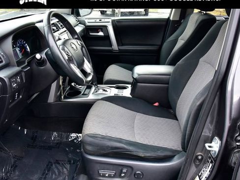 Used 2015 Toyota 4Runner SR5 image 9