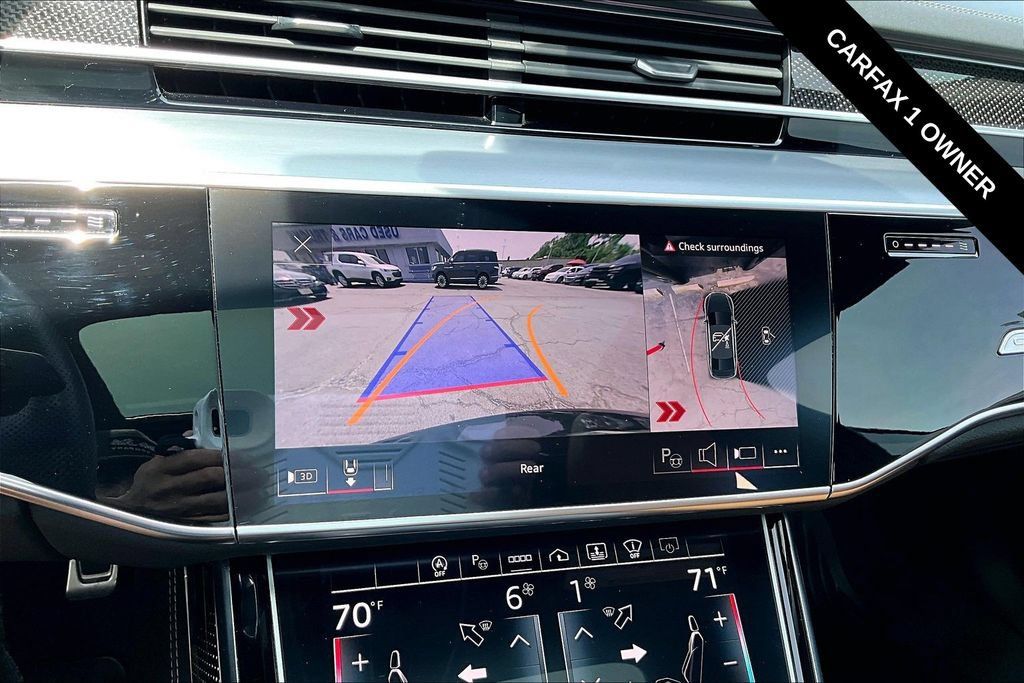 Used 2023 Audi S8 AWD/4WD image 10