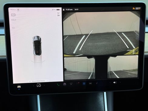 Used 2021 Tesla Model Y Long Range image 29