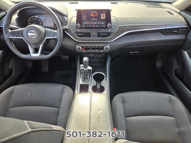 Used 2023 Nissan Altima 2.5 SV FWD image 13