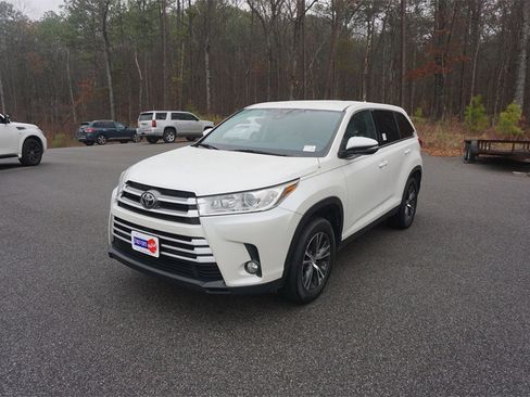 Used 2019 Toyota Highlander Plus image 25
