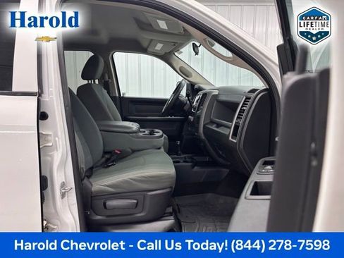 Used 2013 RAM 2500 Tradesman w/ Chrome Appearance Group image 11