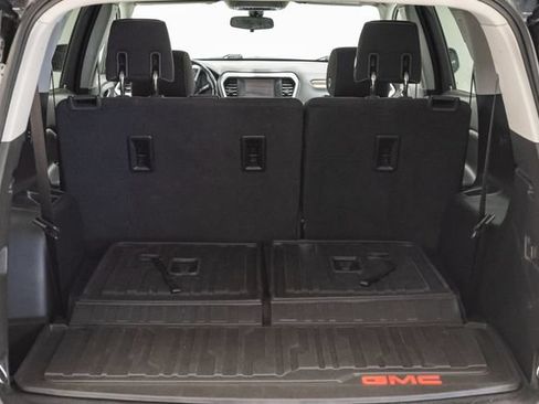Used 2019 GMC Acadia SLE FWD image 31
