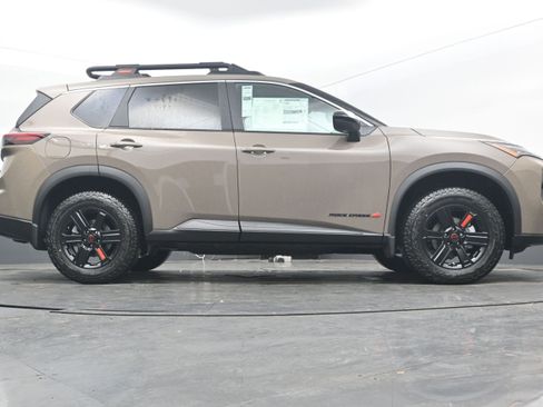 New 2026 Nissan Rogue SV image 29