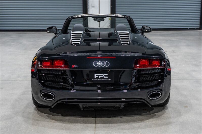 Used 2011 Audi R8 V10 AWD/4WD image 5