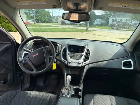 Used 2014 GMC Terrain SLE FWD image 9