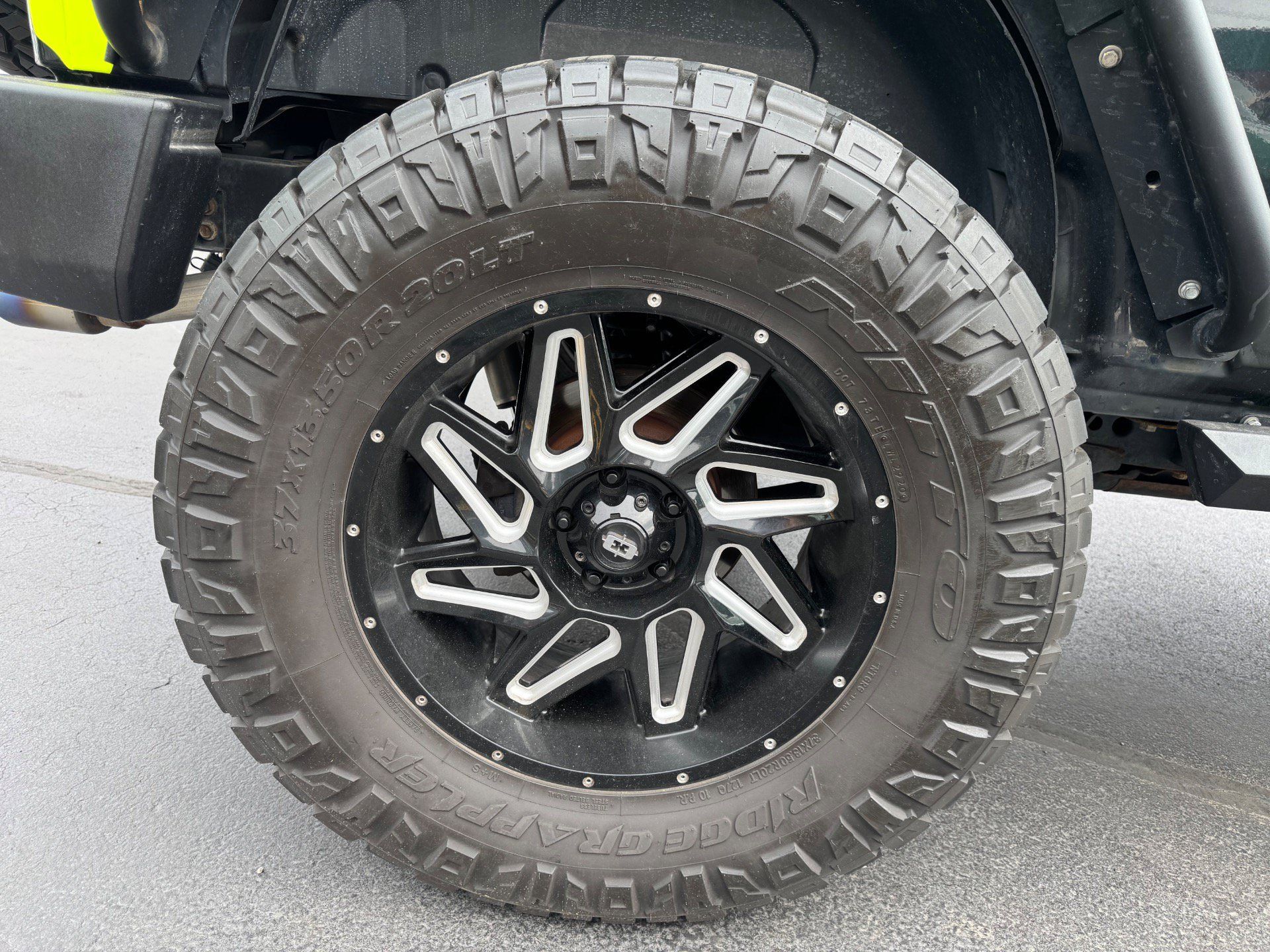 Used 2015 Jeep Wrangler Unlimited Sport w/ Quick Order Package 24S AWD/4WD image 30