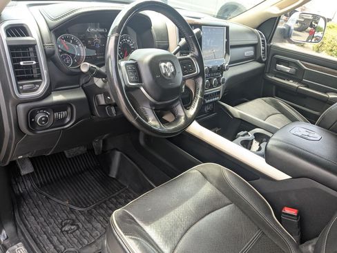 Used 2019 RAM 3500 Laramie AWD/4WD image 17
