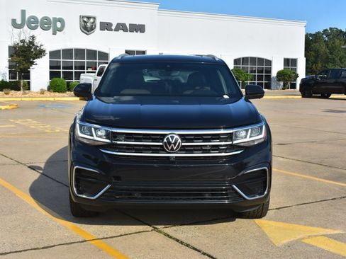 Used 2022 Volkswagen Atlas Cross Sport SEL Premium R-Line AWD/4WD image 2