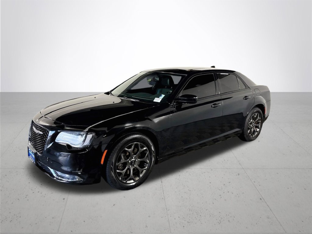 Used 2016 Chrysler 300 S AWD/4WD image 2