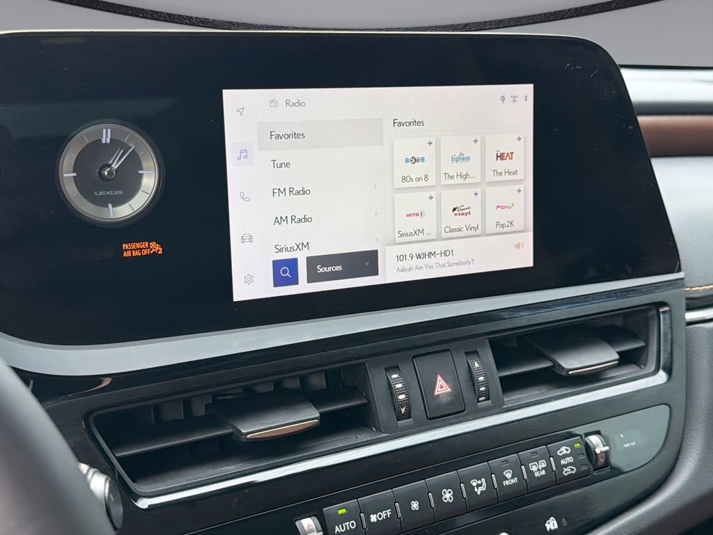 Certified 2024 Lexus ES 350 w/ Premium Package FWD image 23