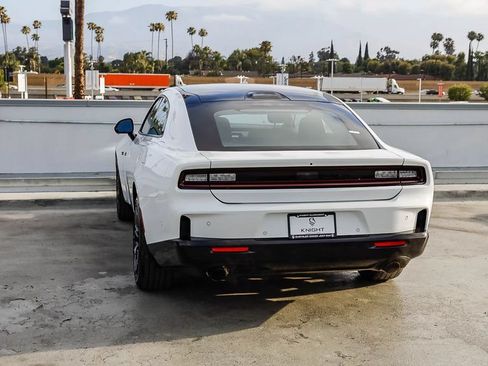 New 2026 Dodge Charger R/T AWD/4WD image 7