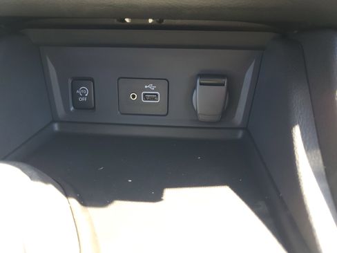 New 2025 Nissan Sentra S image 28