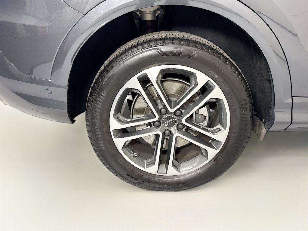 Certified 2025 Audi Q5 Premium Plus w/ Premium Plus AWD/4WD image 34