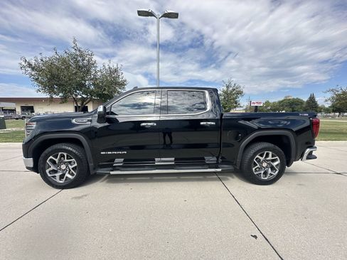 Certified 2025 GMC Sierra 1500 SLT w/ SLT Premium Plus Package AWD/4WD image 5