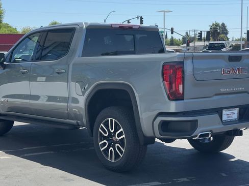Used 2026 GMC Sierra 1500 AT4 w/ AT4 Premium Package AWD/4WD image 5