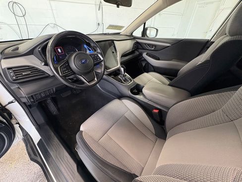 Used 2024 Subaru Outback Premium AWD/4WD image 14