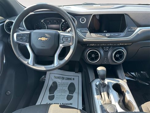 Used 2022 Chevrolet Blazer LT image 10
