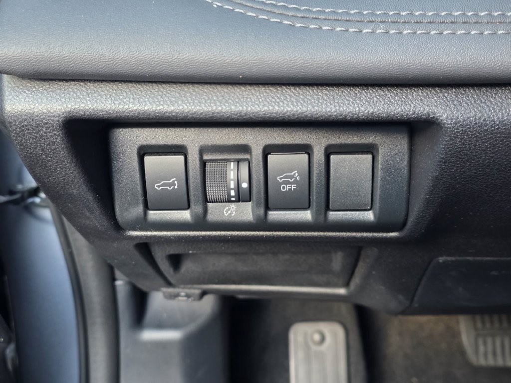 Used 2024 Subaru Outback Limited AWD/4WD image 23