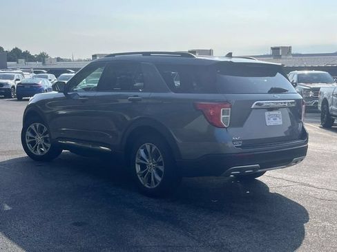 Used 2023 Ford Explorer XLT w/ Equipment Group 202A RWD image 6