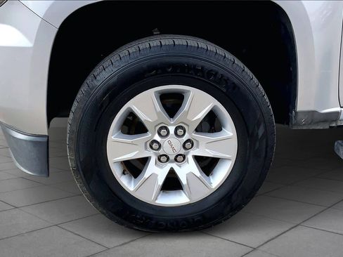 Used 2016 GMC Canyon SLE w/ SLE Convenience Package image 10