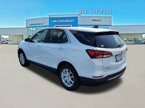 Used 2023 Chevrolet Equinox LT image 5