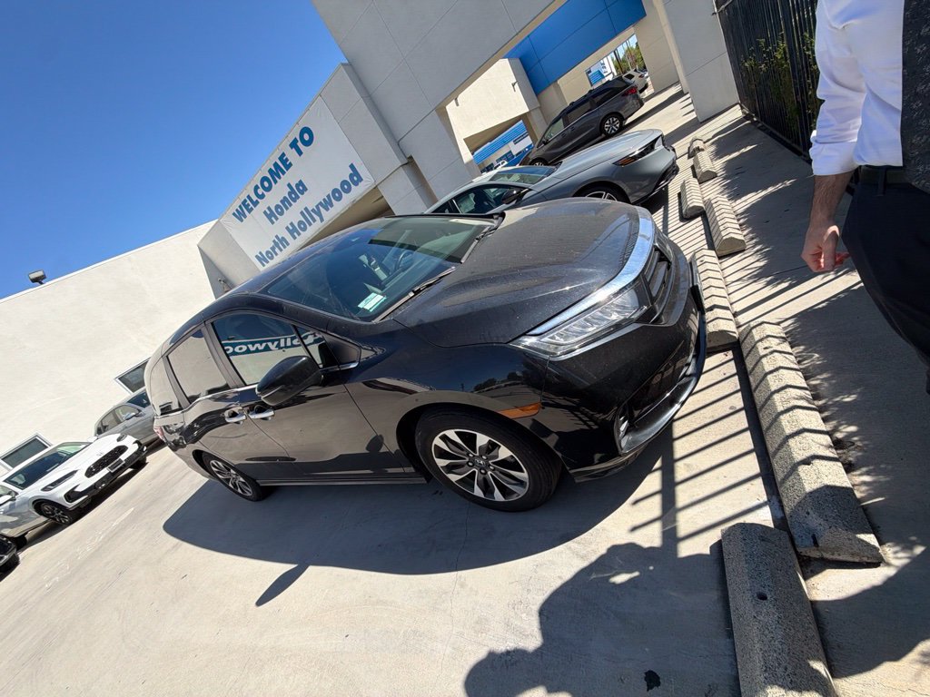 Used 2024 Honda Odyssey EX-L image 1