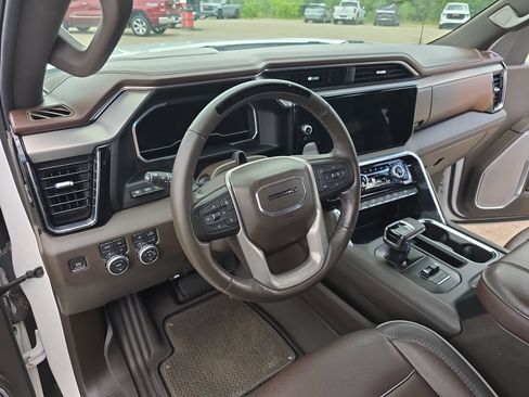 Certified 2023 GMC Sierra 1500 Denali AWD/4WD image 16