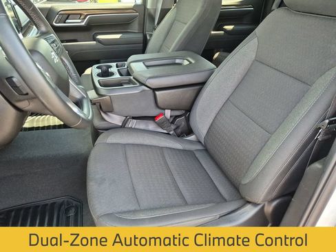 Used 2026 Chevrolet Silverado 1500 RST AWD/4WD image 16