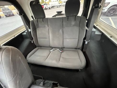Used 2020 Jeep Wrangler Sport image 15
