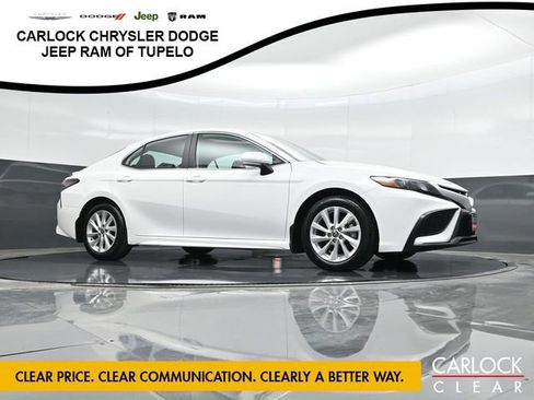 Used 2024 Toyota Camry SE image 71