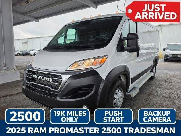 Used 2025 RAM ProMaster 2500 w/ U-Haul Equipment Group FWD image 1