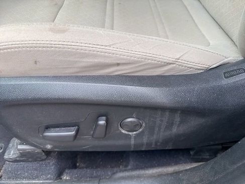 Used 2020 Kia Sorento S FWD image 28
