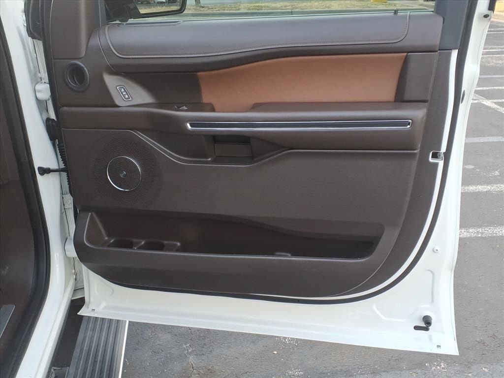 Used 2022 Ford Expedition King Ranch AWD/4WD image 20