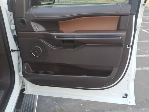 Used 2022 Ford Expedition King Ranch AWD/4WD image 20
