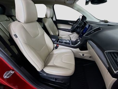 Used 2021 Ford Edge Titanium w/ Equipment Group 301A image 28