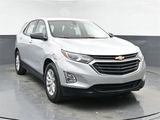 Used 2018 Chevrolet Equinox LS image 2