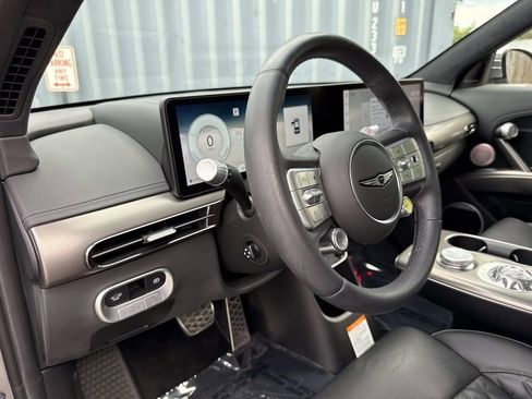 Used 2024 Genesis GV60 Performance AWD/4WD image 28