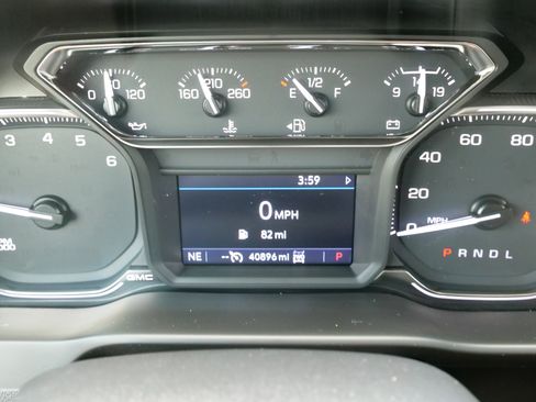 Used 2020 GMC Sierra 1500 SLT image 24