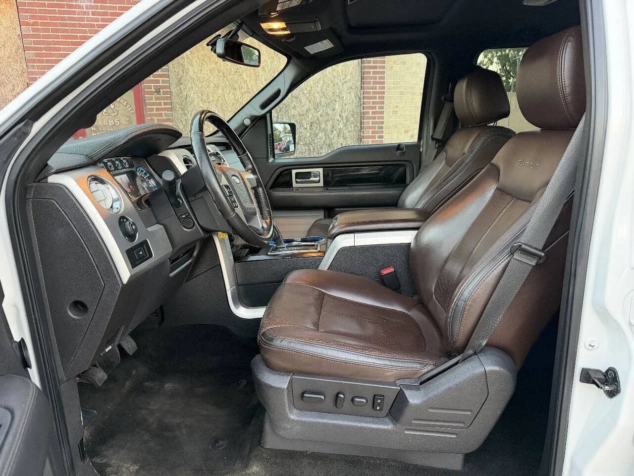 Used 2012 Ford F150 Platinum w/ Max Trailer Tow Pkg AWD/4WD image 11